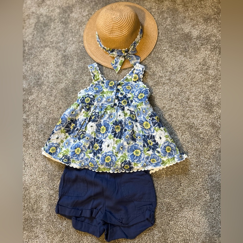 Max Studio Blue and Yellow Floral Short Set with Hat size 4